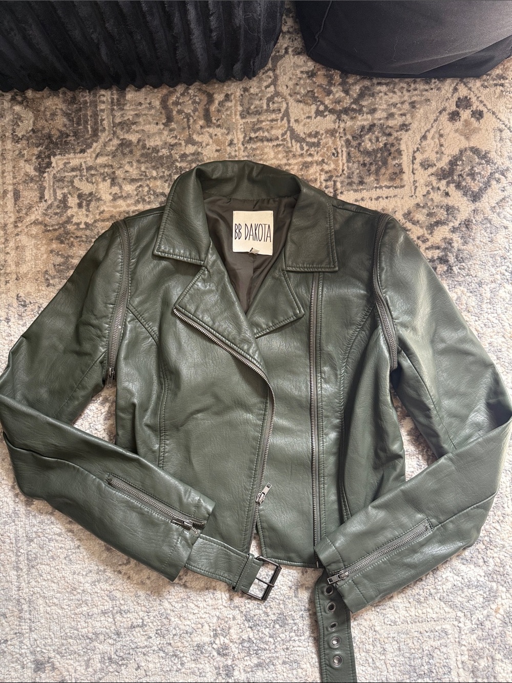 BB Dakota Dark Green Bomber